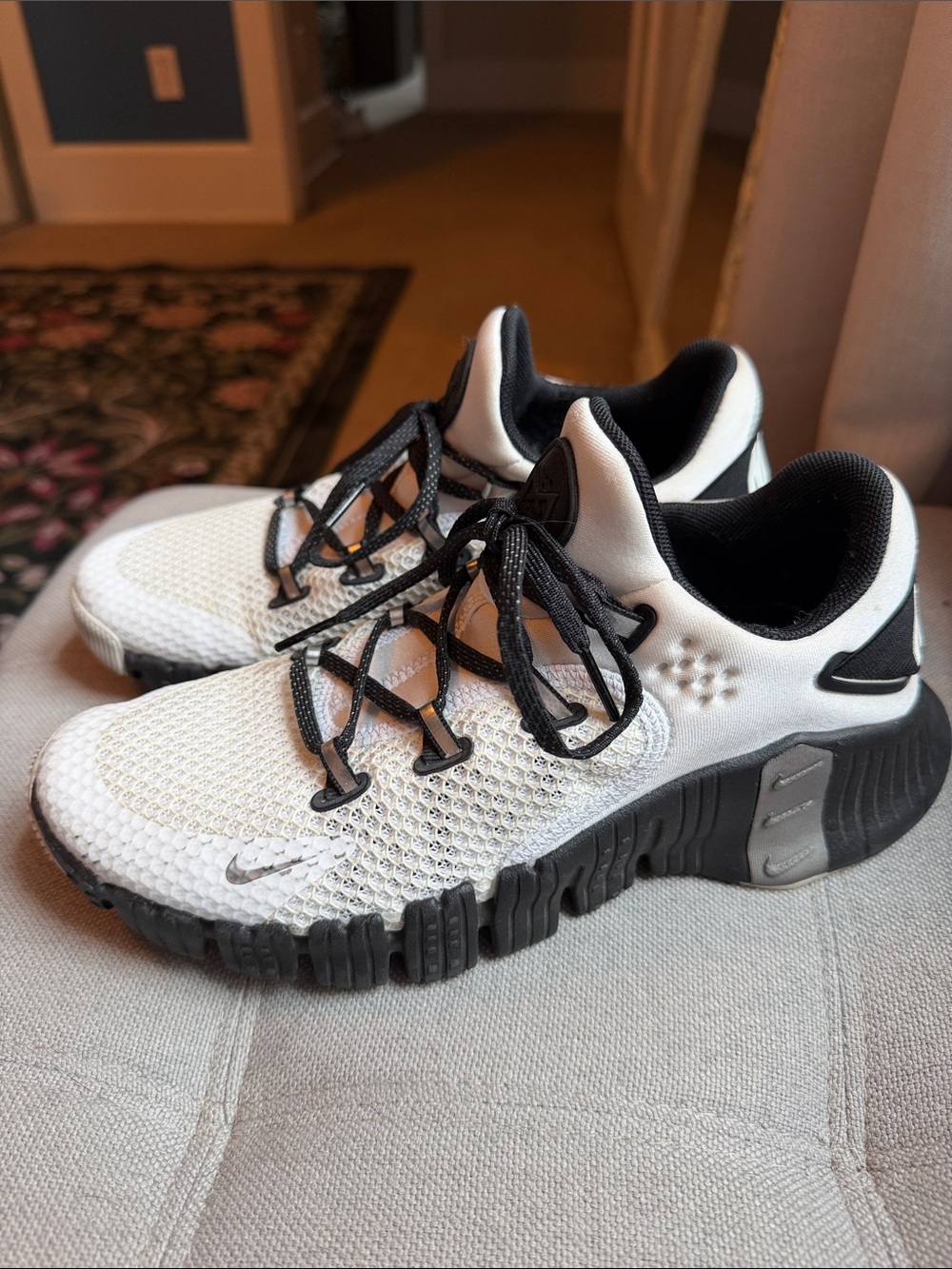Nike White and Black Athletic Sneakers size 8